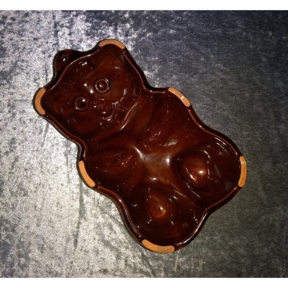 Vintage grandmother’s bear ceramic baking dish - Picture 3 of 4